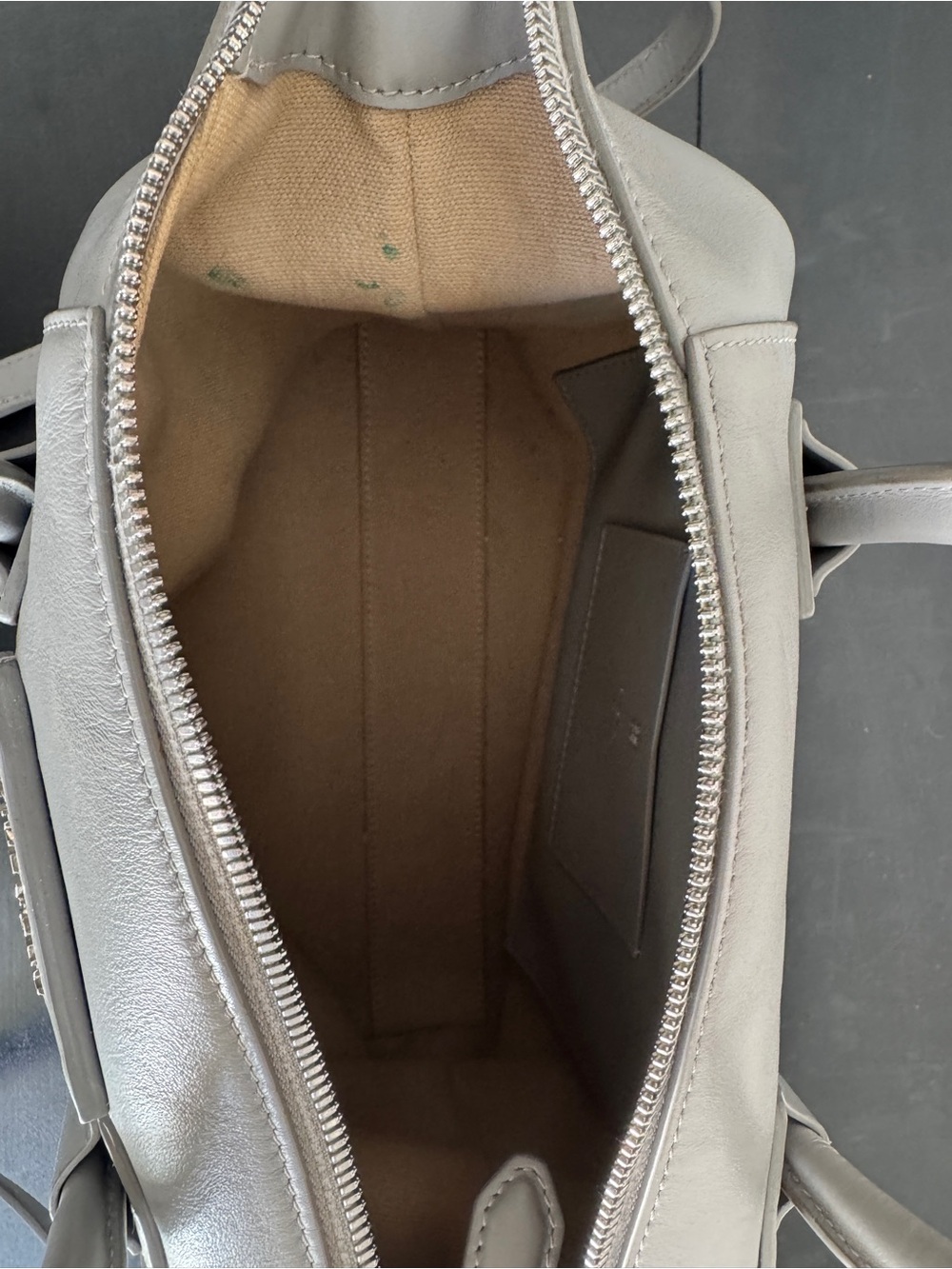 Givenchy Small Antigona Gray Leather Satchel Crossbody Bag - Picture 7 of 7